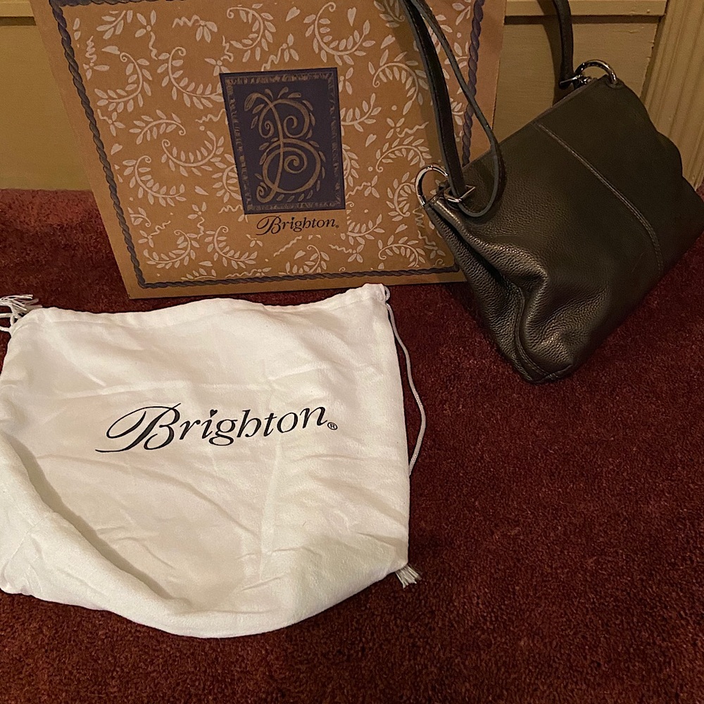 Brighton Bria Messenger